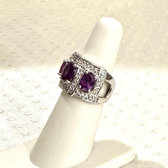 Genuine Amethyst & White Zircon Ring Sterling Silver Sz 6! 💜 - Picture 8 of 12